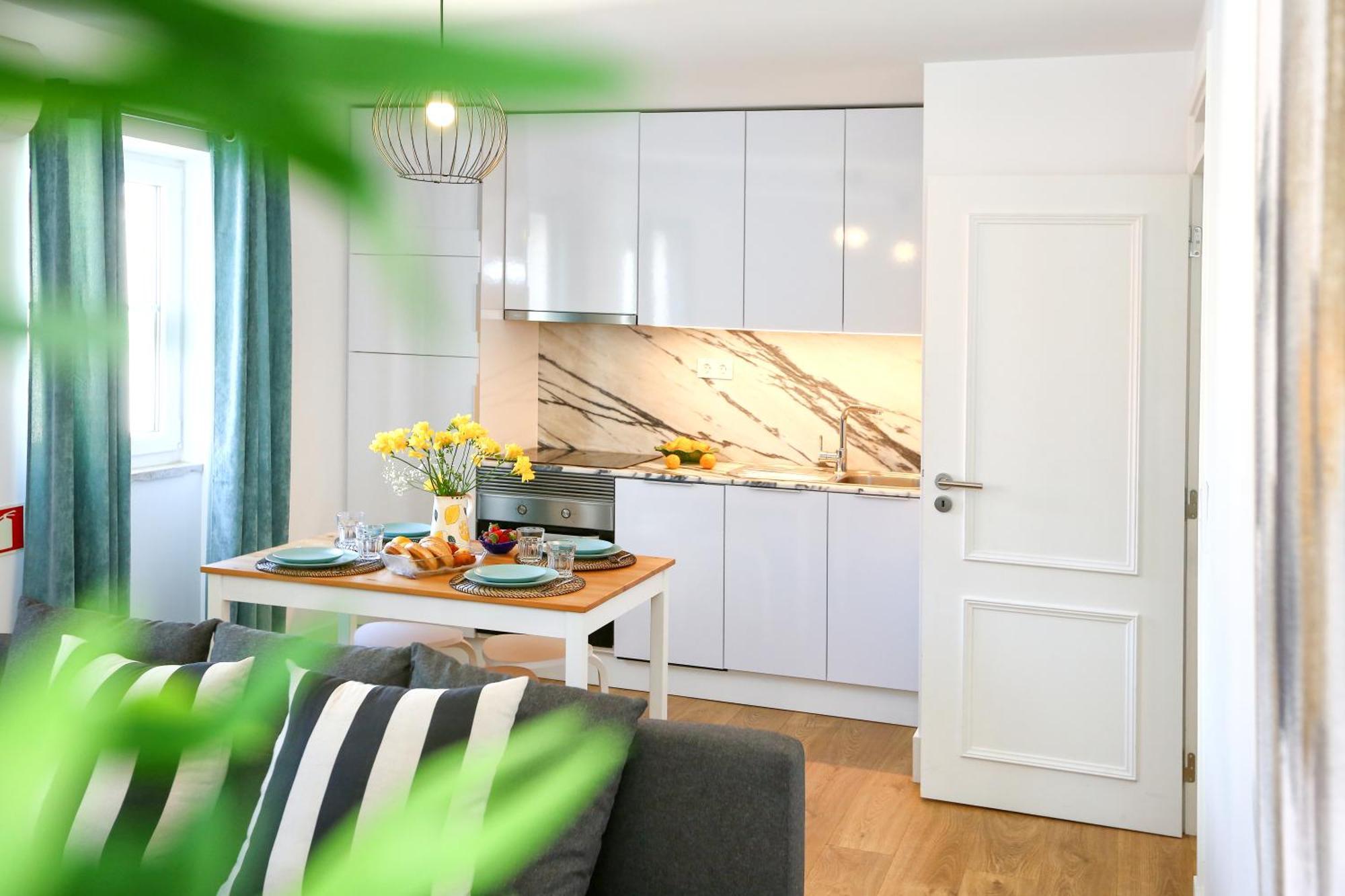 Urban Vista In Lisbon - By Misha'S Place 5D Apartment Luaran gambar