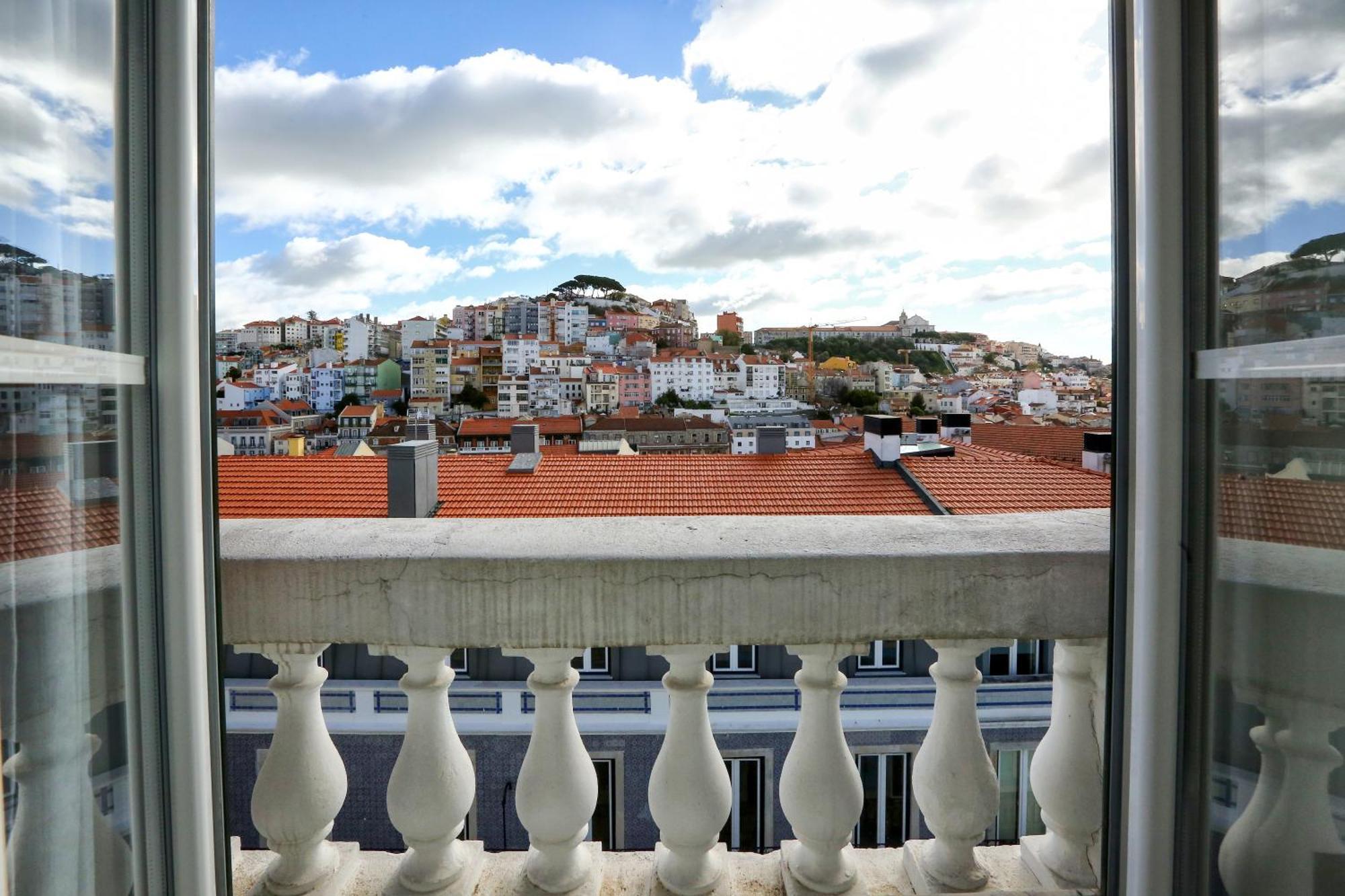 Urban Vista In Lisbon - By Misha'S Place 5D Apartment Luaran gambar